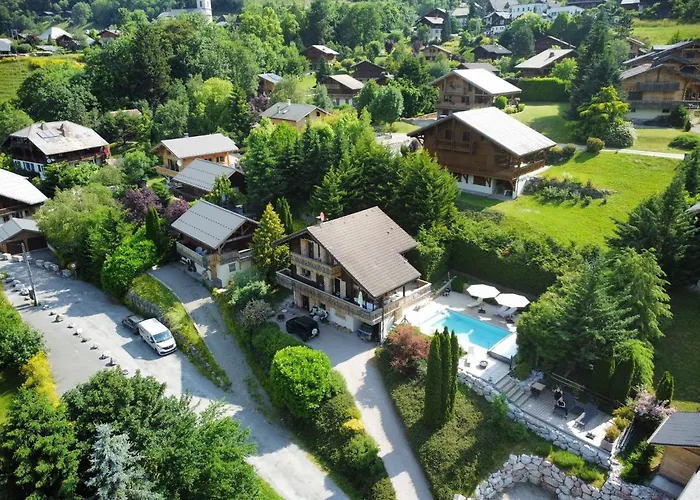 L\'Ours Blanc Lodge